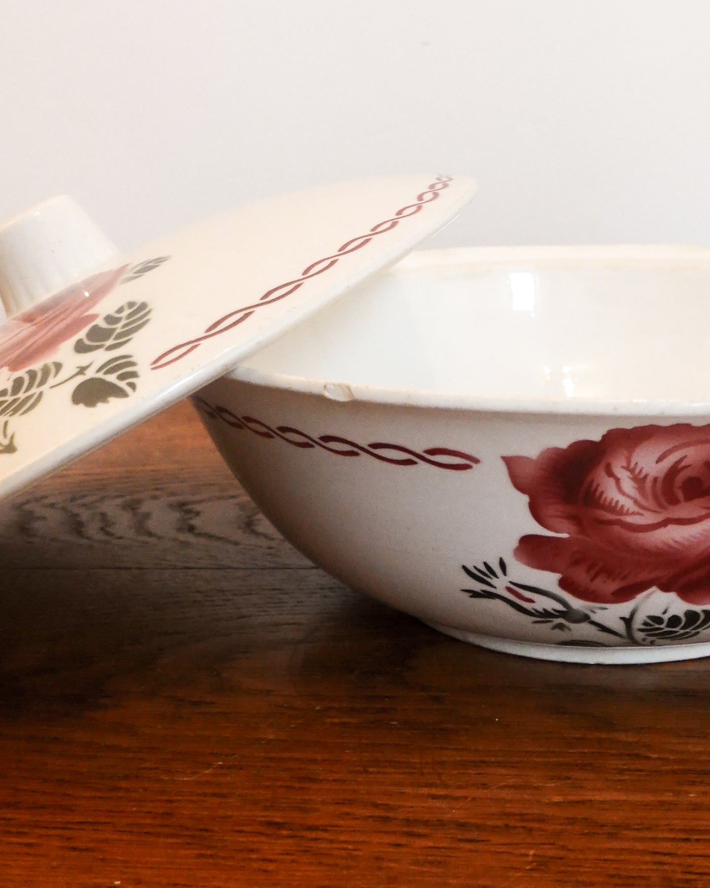 Légumier soupière Badonvillier, motif floral vintage