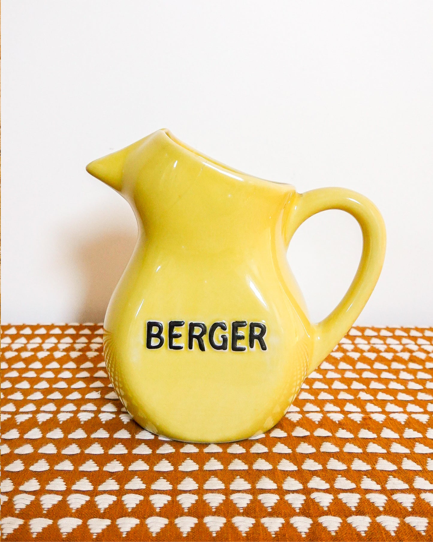 Carafe Berger jaune rétro