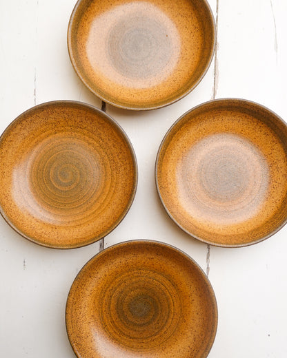 Lot de 10 assiettes creuses en grès brun Longchamp
