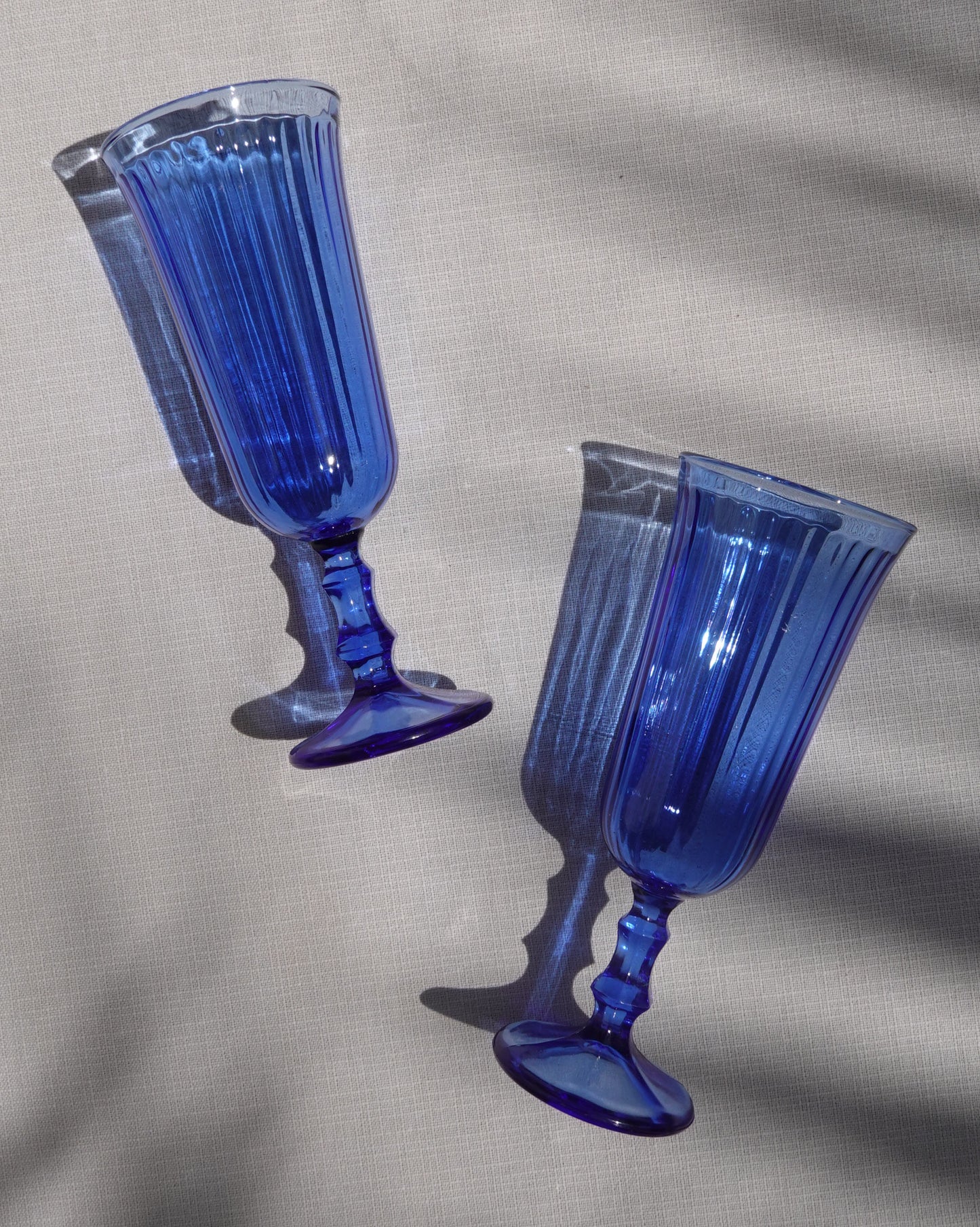 flute a champagne bleue