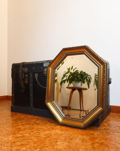 Miroir mural octogonal doré, cadre mouluré
