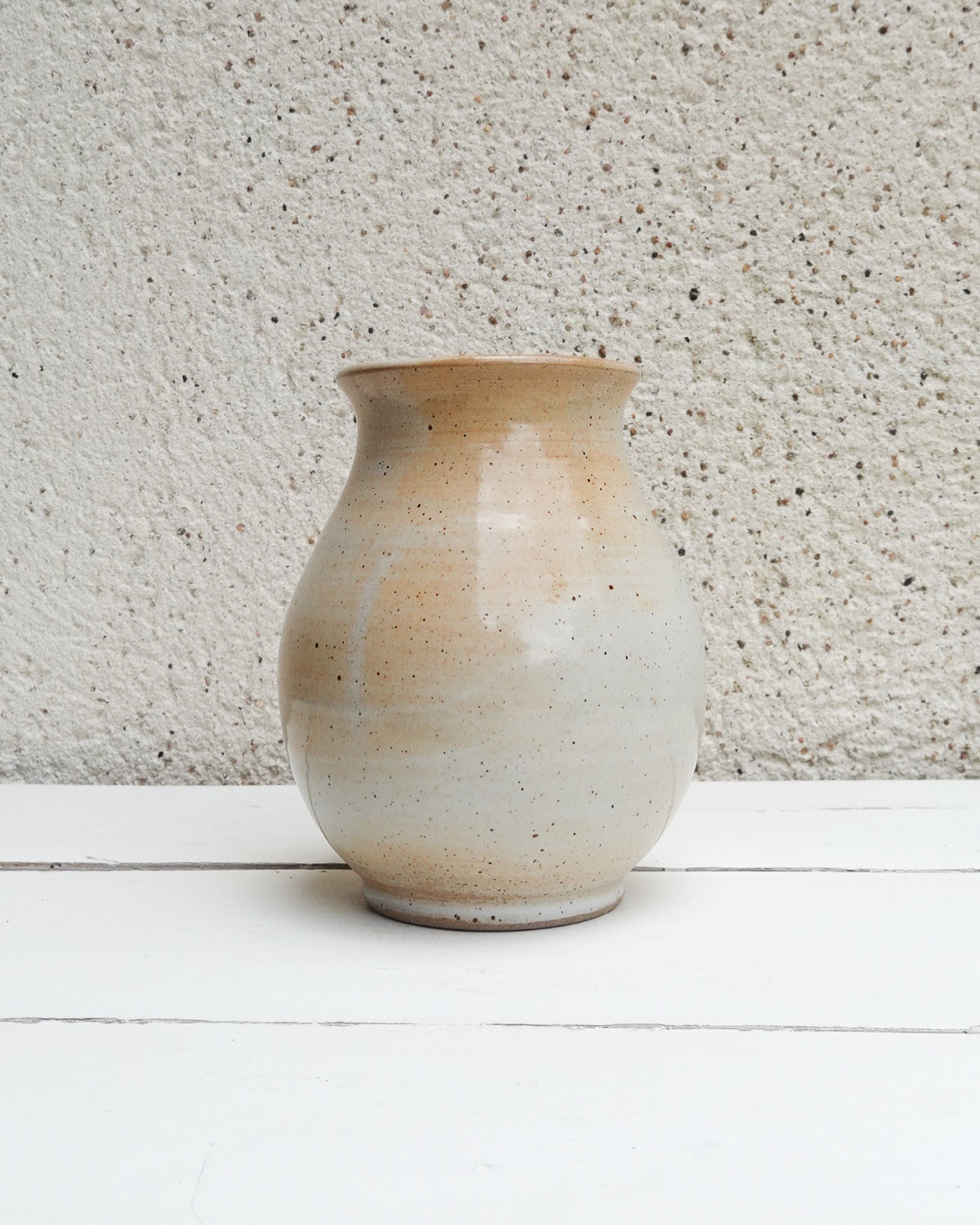 Vase en grès naturel